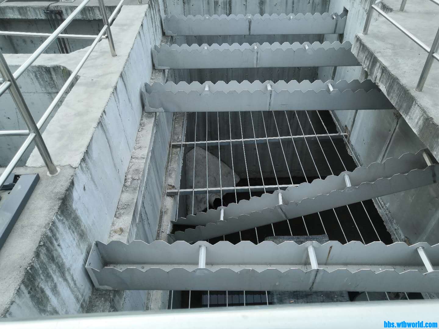 wechat_upload16034626195f92e5dbbbcd1