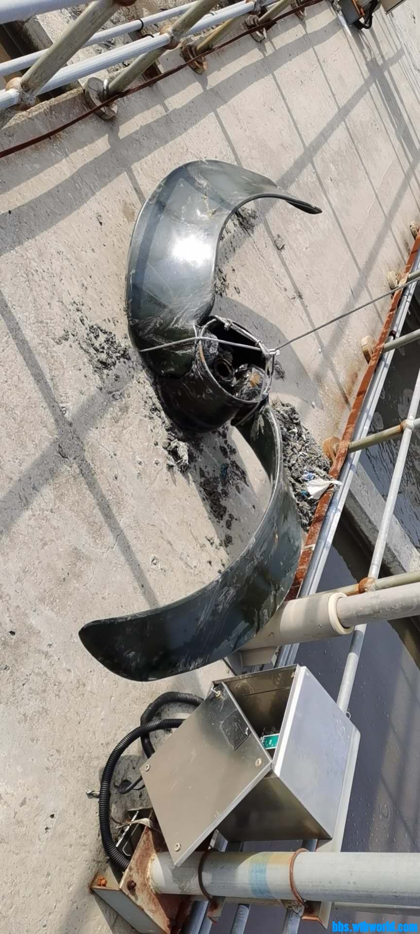 wechat_upload16095924215ff06e659d890